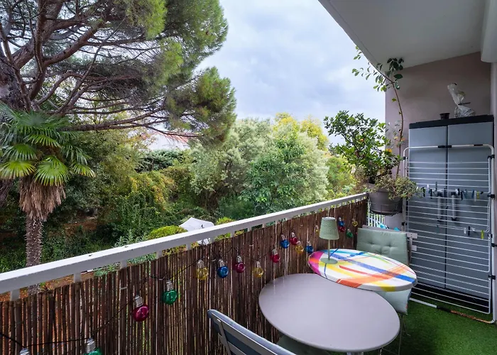 Atypique - * Hyères