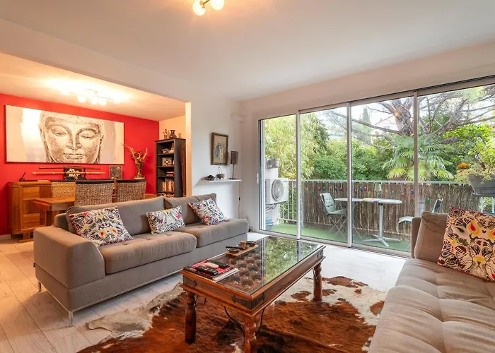 Atypique - * Hyères